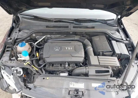 2015 Volkswagen Jetta 1.8T Se z USA, uszkodzony, nr VIN 3VWD17AJ0FM237993